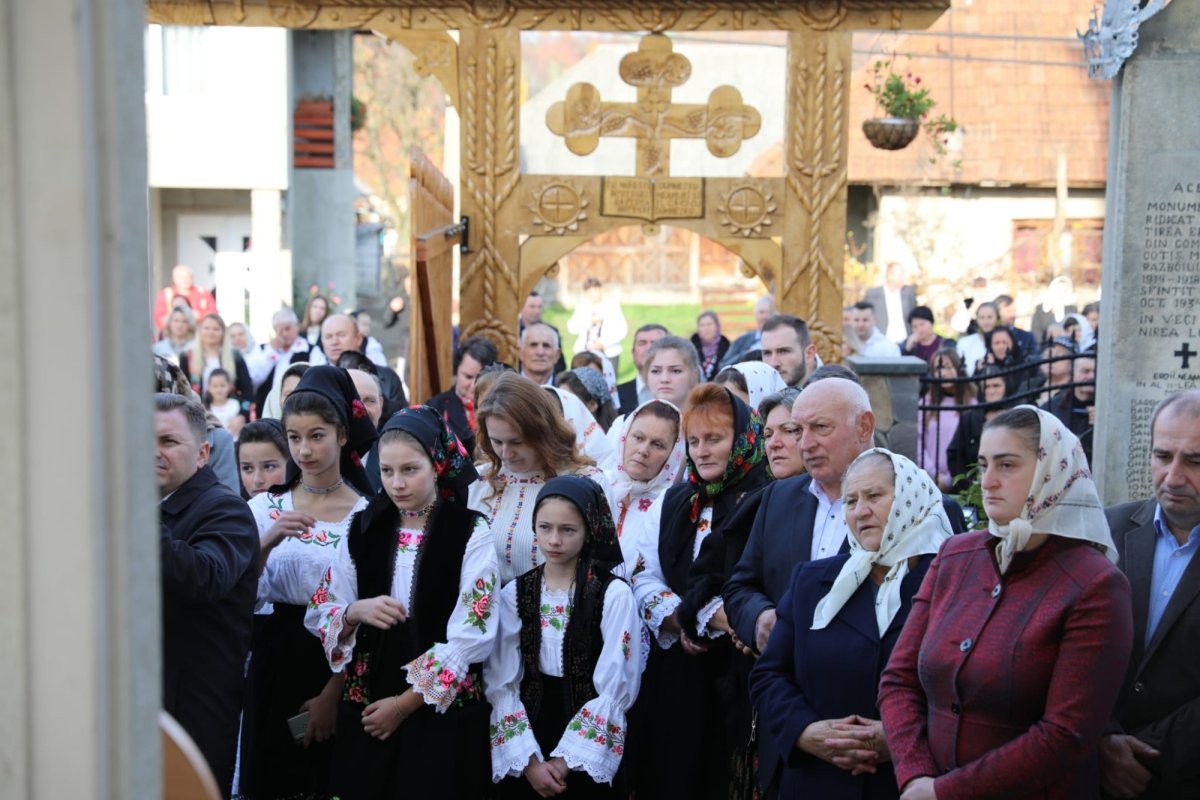 Sfințirea capelei din Ciocotiș 233167