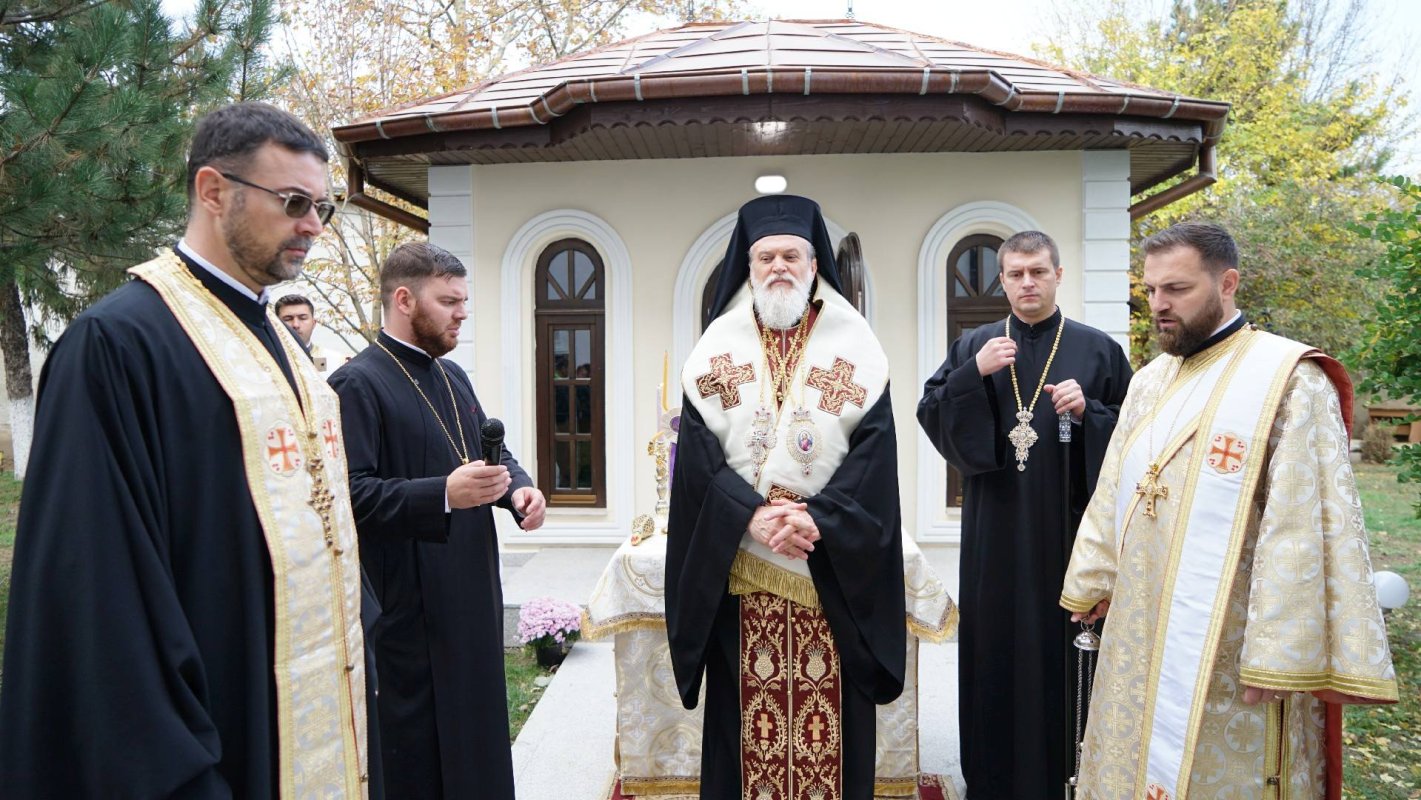 Icoana Maicii Domnului de la Pocrov la hramul mănăstirii din Slobozia  233327