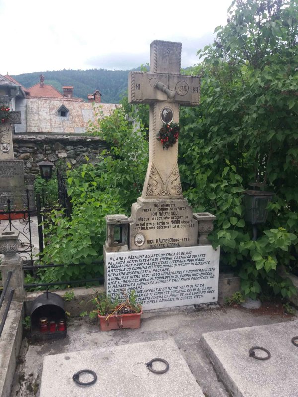 Preotul Ioan Răuțescu, neobosit cercetător al istoriei și tradițiilor  233275