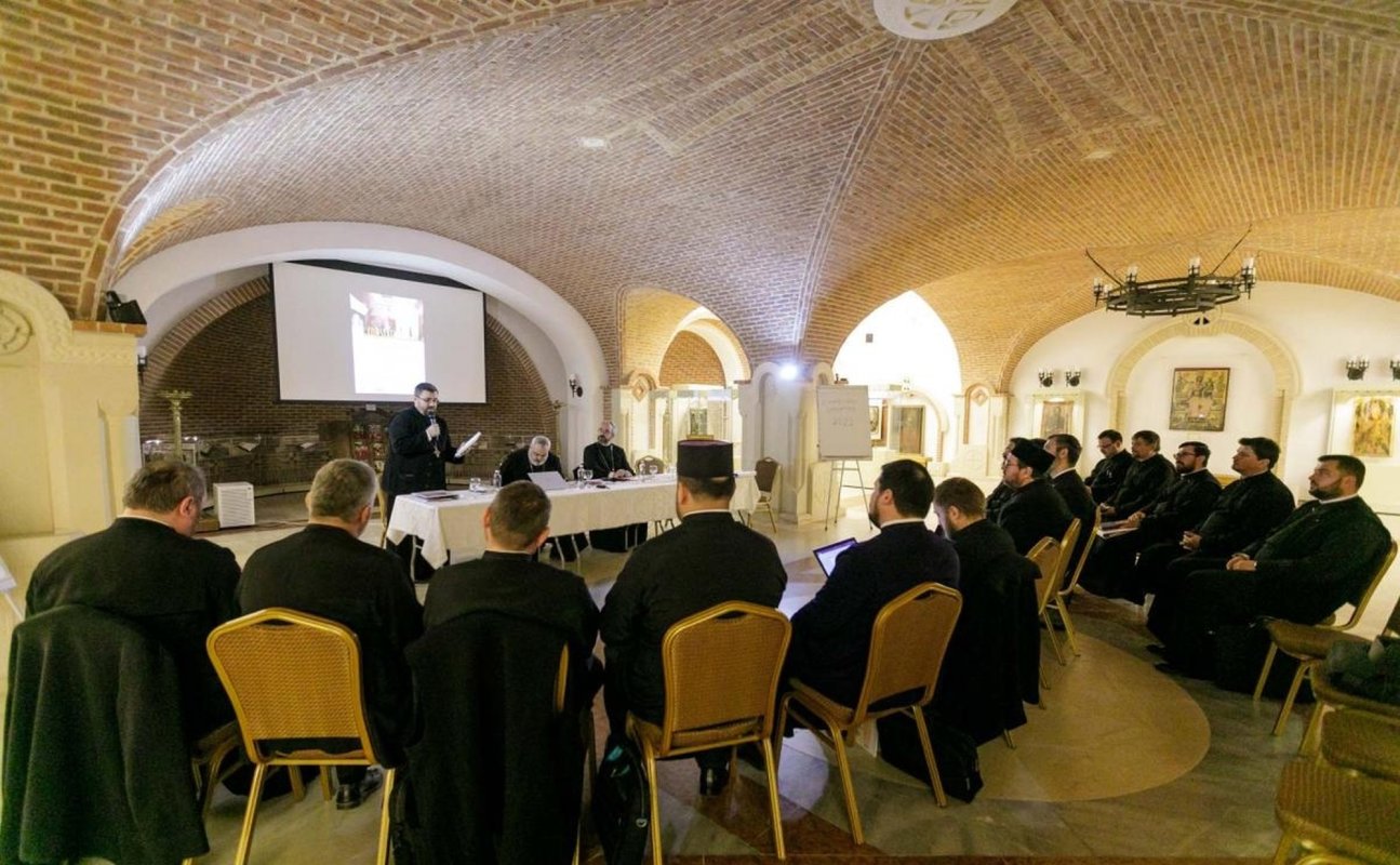 Consfătuire anuală catehetică în Arhiepiscopia Iașilor 233452
