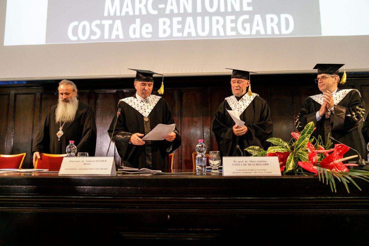 Părintele Marc‑Antoine Costa de Beauregard, doctor honoris causa la Iași 233455