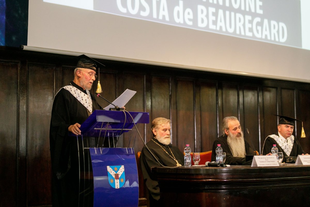 Părintele Marc‑Antoine Costa de Beauregard, doctor honoris causa la Iași 233456