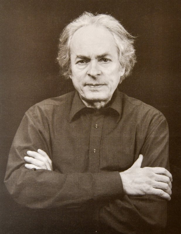 Bisericile dărâmate, refăcute simbolic în opera lui Marin Gherasim  233505