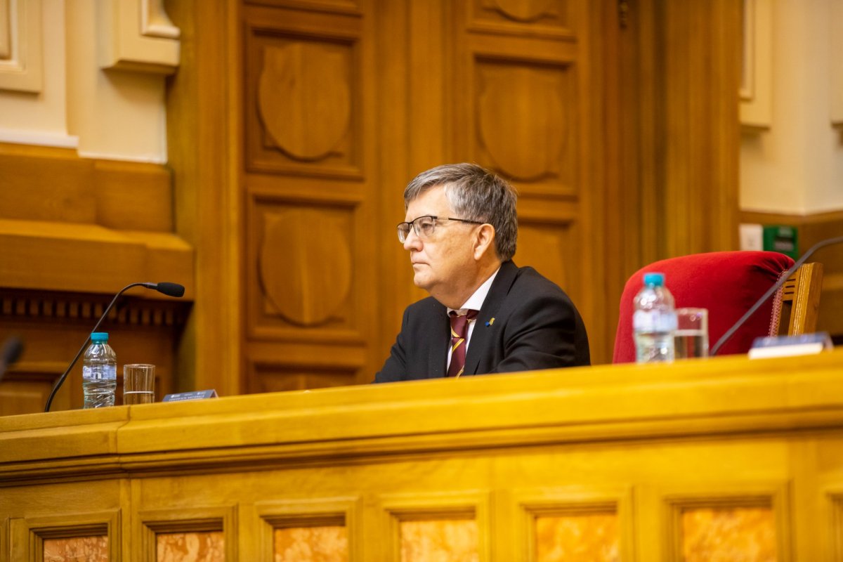 Conferință dedicată artei bisericești la Palatul Patriarhiei 234021