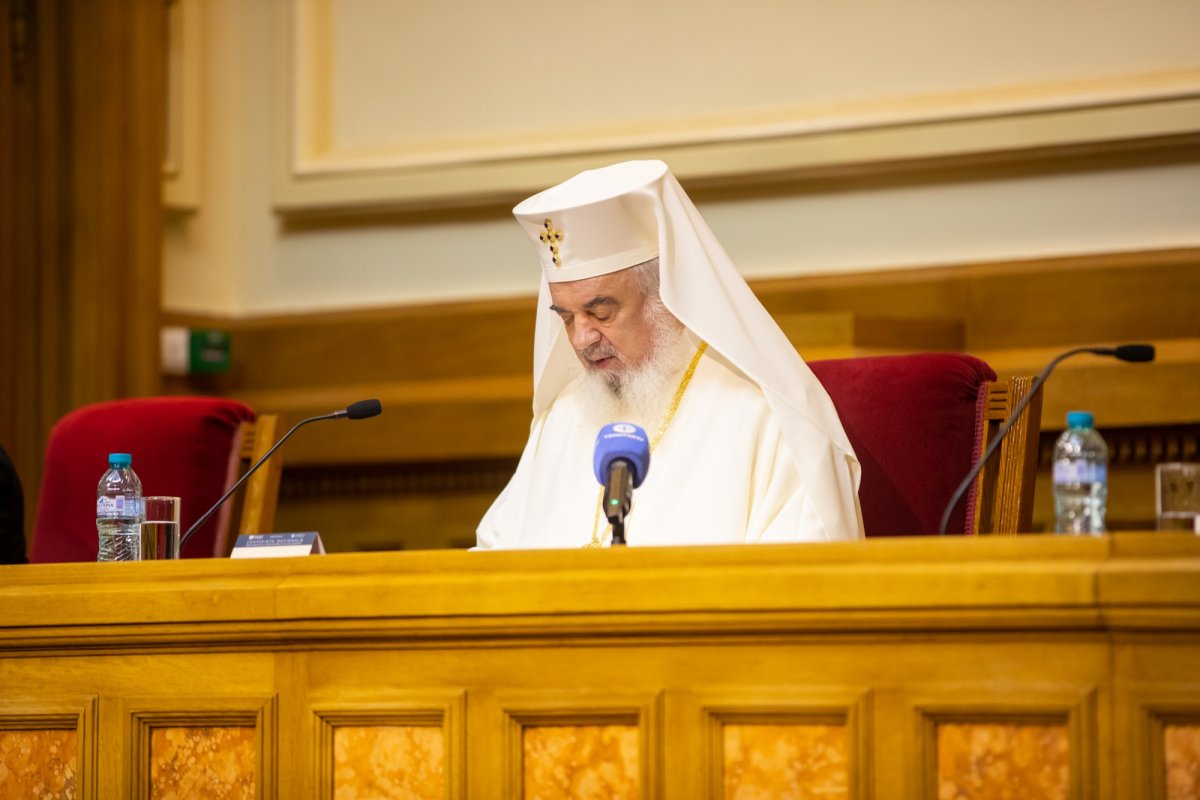 Conferință dedicată artei bisericești la Palatul Patriarhiei 234022
