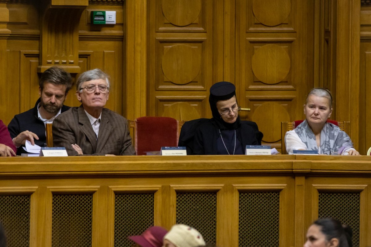 Conferință dedicată artei bisericești la Palatul Patriarhiei 234026