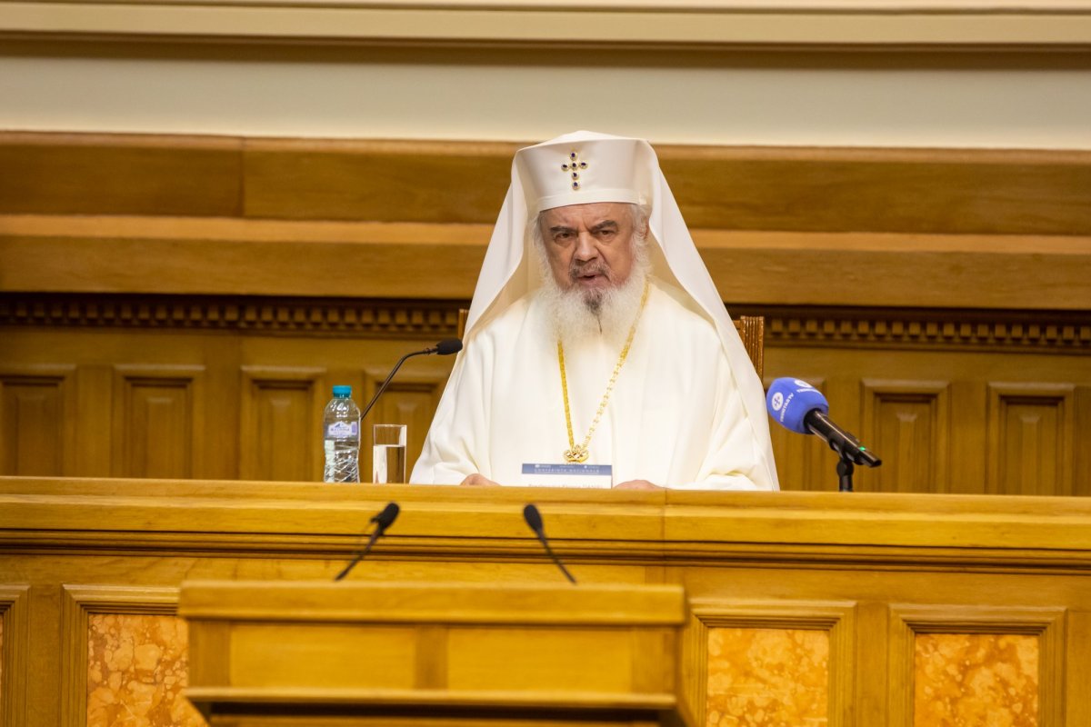 Conferință dedicată artei bisericești la Palatul Patriarhiei 234036