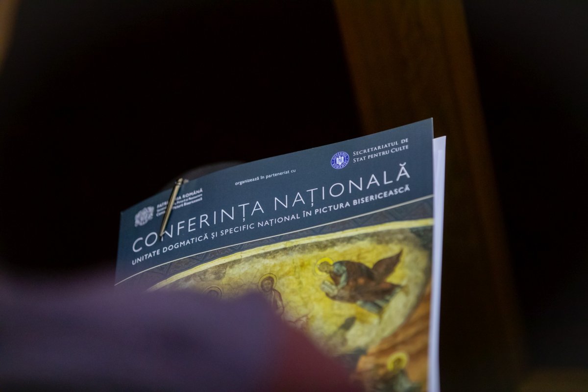 Conferință dedicată artei bisericești la Palatul Patriarhiei 234043