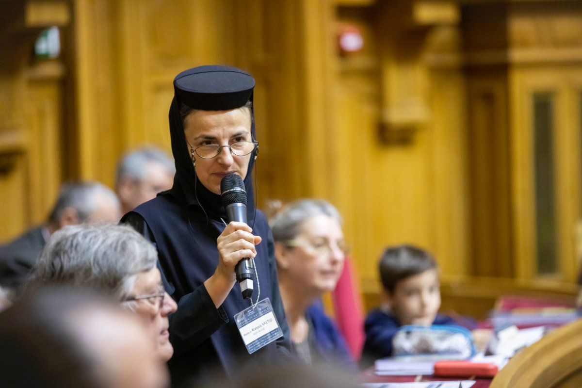 Conferință dedicată artei bisericești la Palatul Patriarhiei 234052