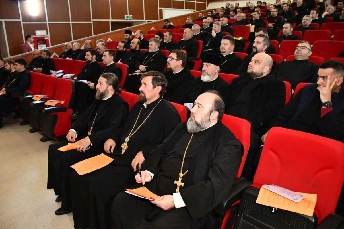 Conferințe preoțești de toamnă în Episcopia Caransebeșului 234075