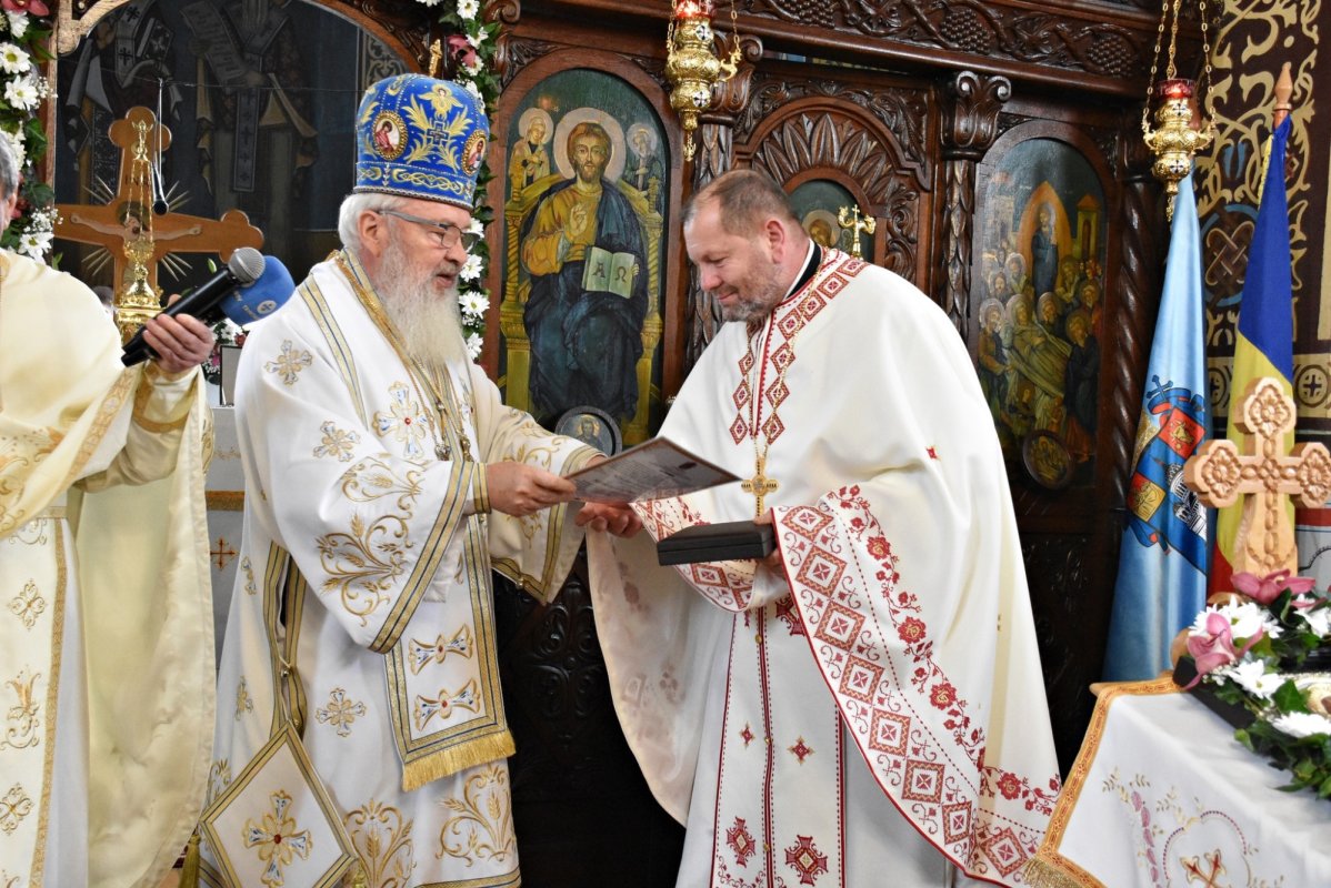 Binecuvântare la Biserica „Adormirea  Maicii Domnului” din Urmeniș, Bistriţa-Năsăud 234159