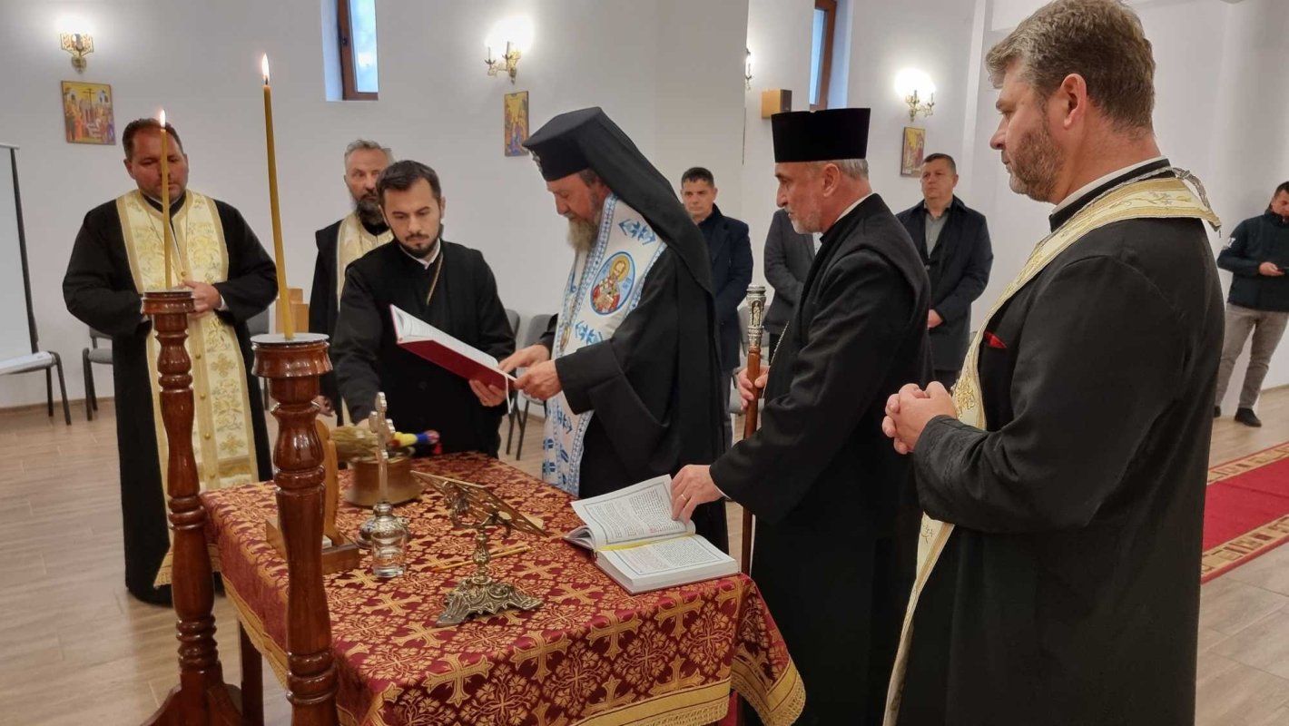 Sărbătoare pentru credincioșii din cartierul brașovean Tractorul 234150