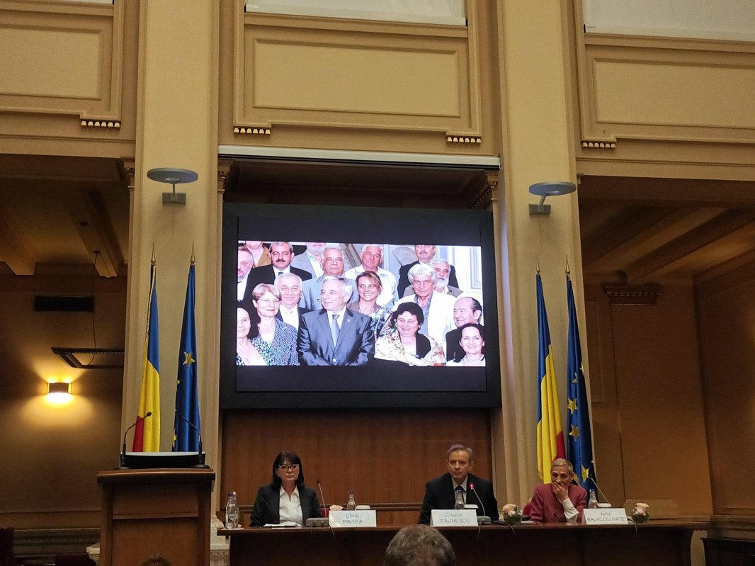 O emoționantă lansare postumă 234376