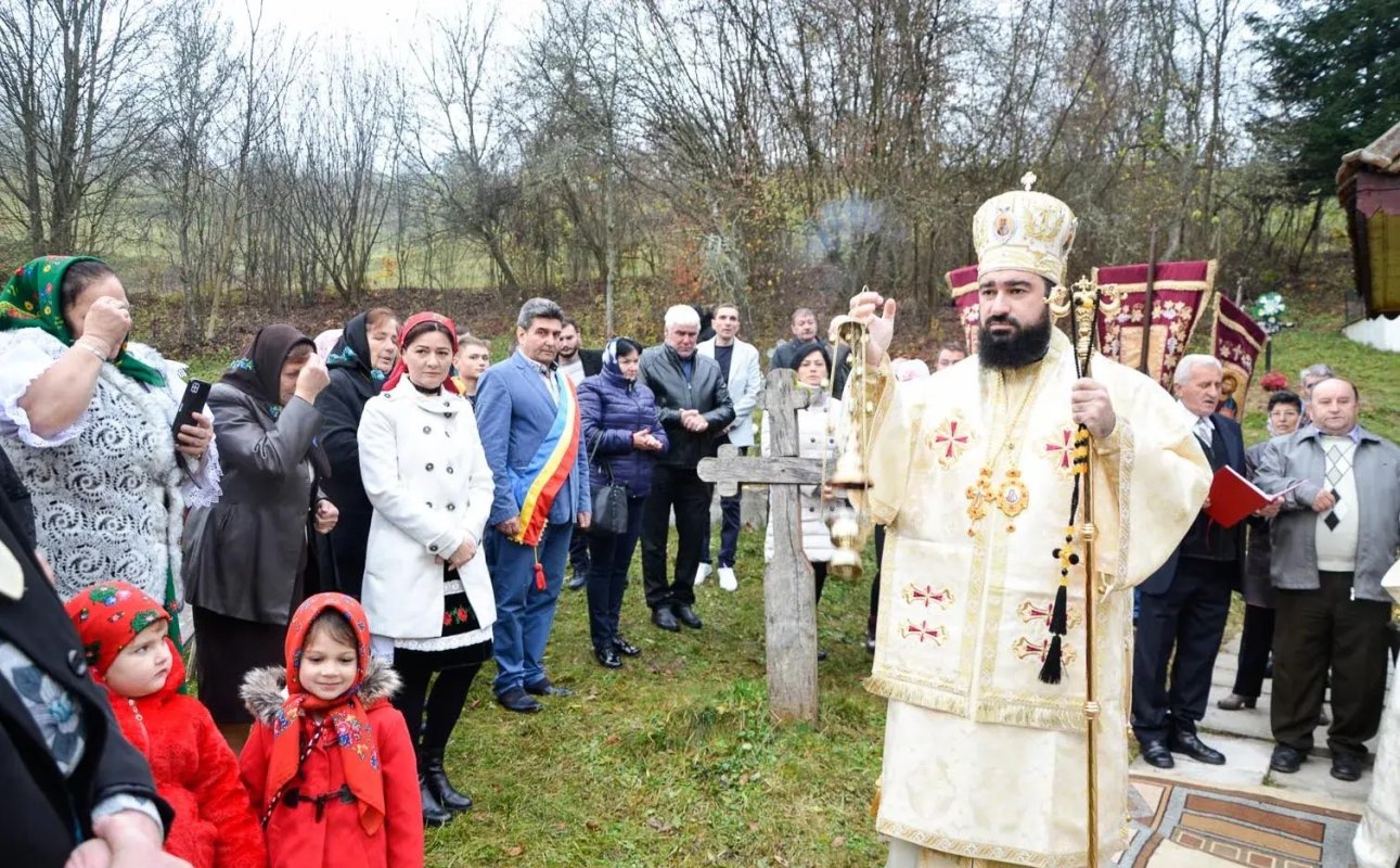Târnosiri de biserici în localităţi hunedorene 234329