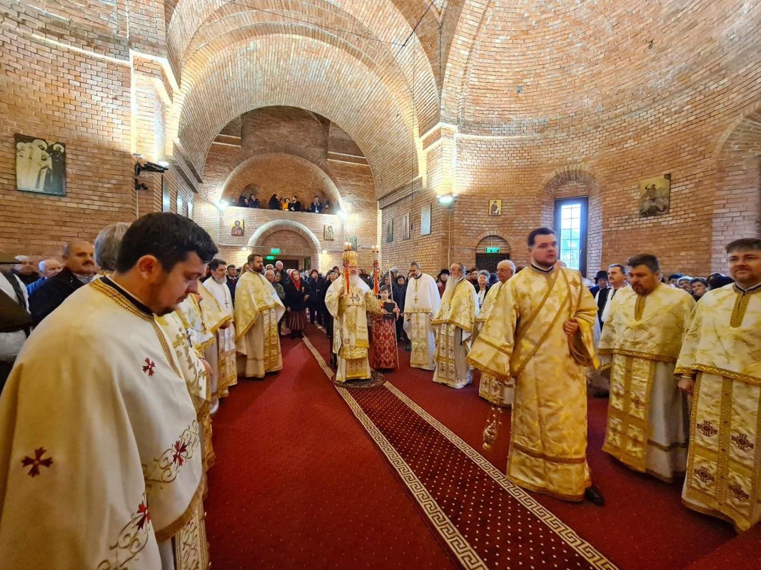 Hramul Parohiei „Sfântul Apostol și Evanghelist Matei” din Cluj‑Napoca 234416