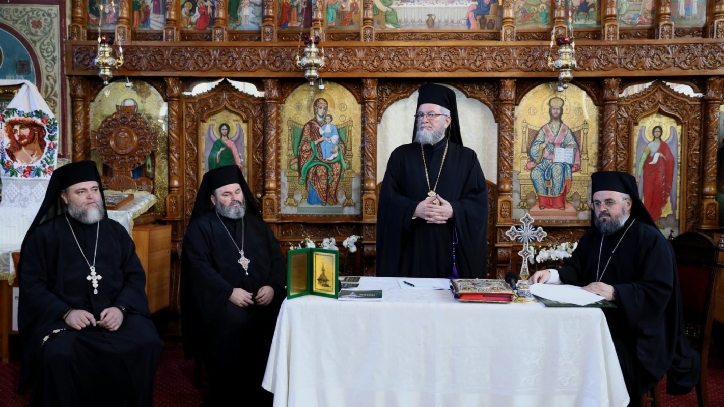 Sinaxă monahală în Episcopia Maramureşului şi Sătmarului 234424