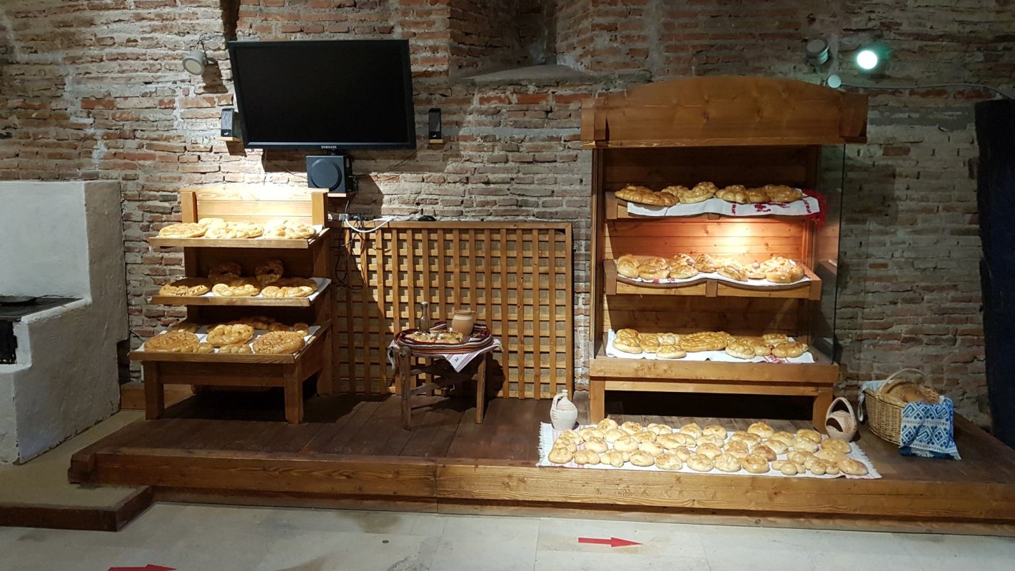 Casa Băniei, etalon al artei populare româneşti 234451