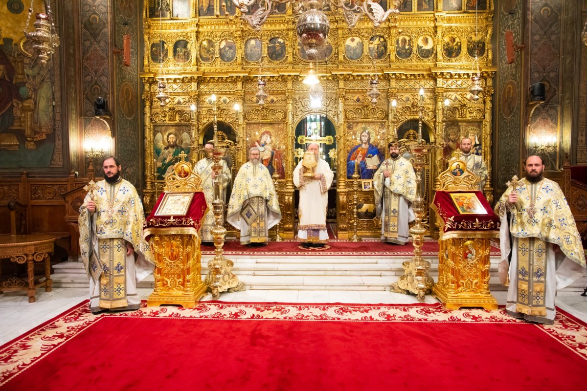 Preacinstire adusă Maicii Domnului la Catedrala Patriarhală 234740