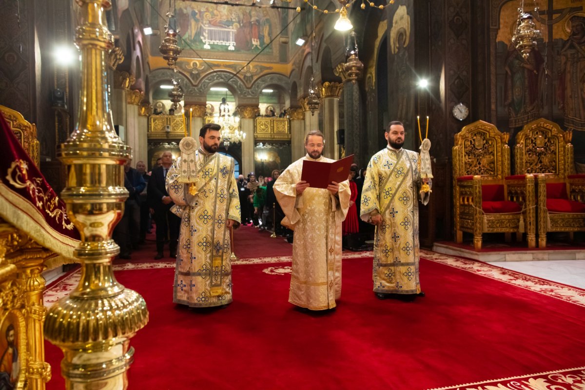 Preacinstire adusă Maicii Domnului la Catedrala Patriarhală 234742