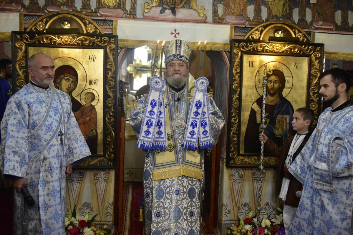 Biserica „Buna Vestire” din Jina, județul Sibiu, a fost resfințită 234861