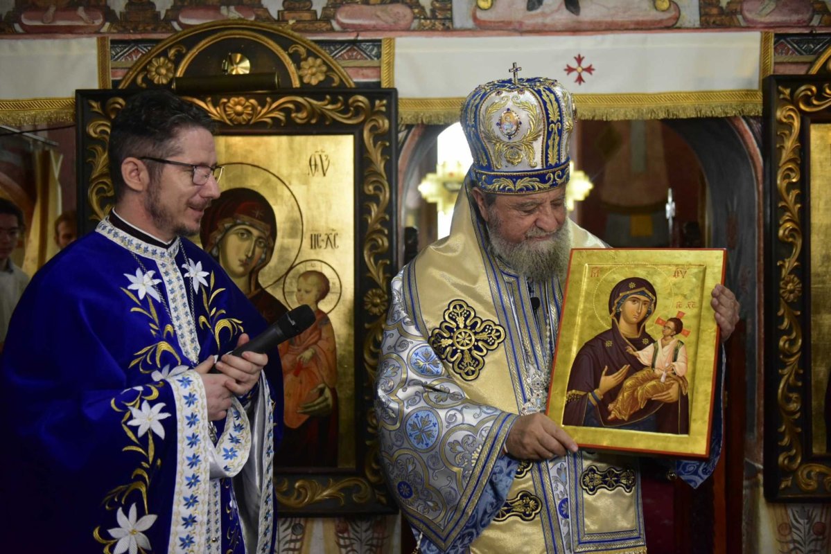 Biserica „Buna Vestire” din Jina, județul Sibiu, a fost resfințită 234866