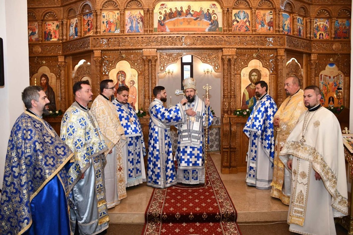 Hramul unei parohii din Oravița, județul Caraș‑Severin 234875