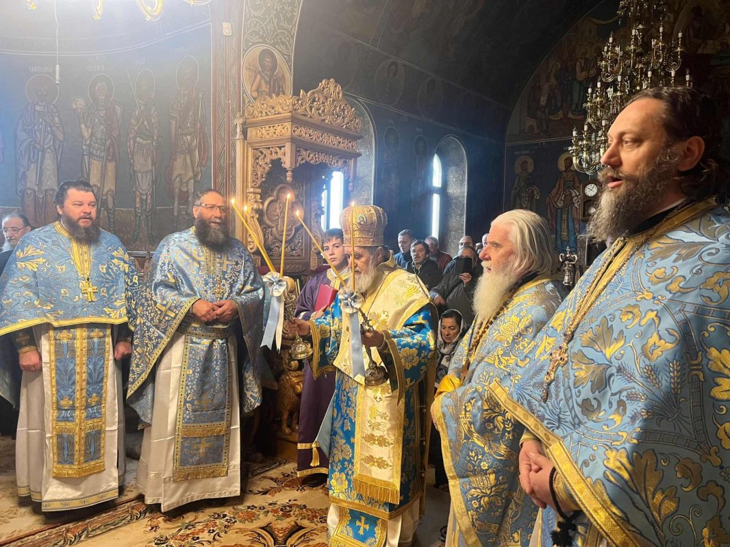 Sărbătoarea bisericii istorice a Mănăstirii Hodoș-Bodrog 234880