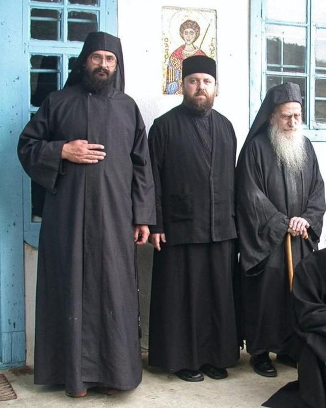 Ieroschimonahul Dionisie Ignat și călătoria pe calea sfințeniei 234946