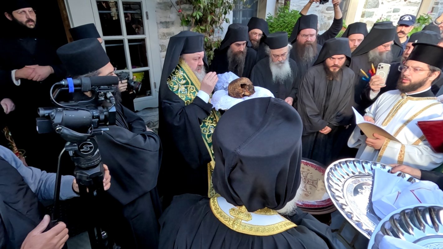 Ieroschimonahul Dionisie Ignat și călătoria pe calea sfințeniei 234947