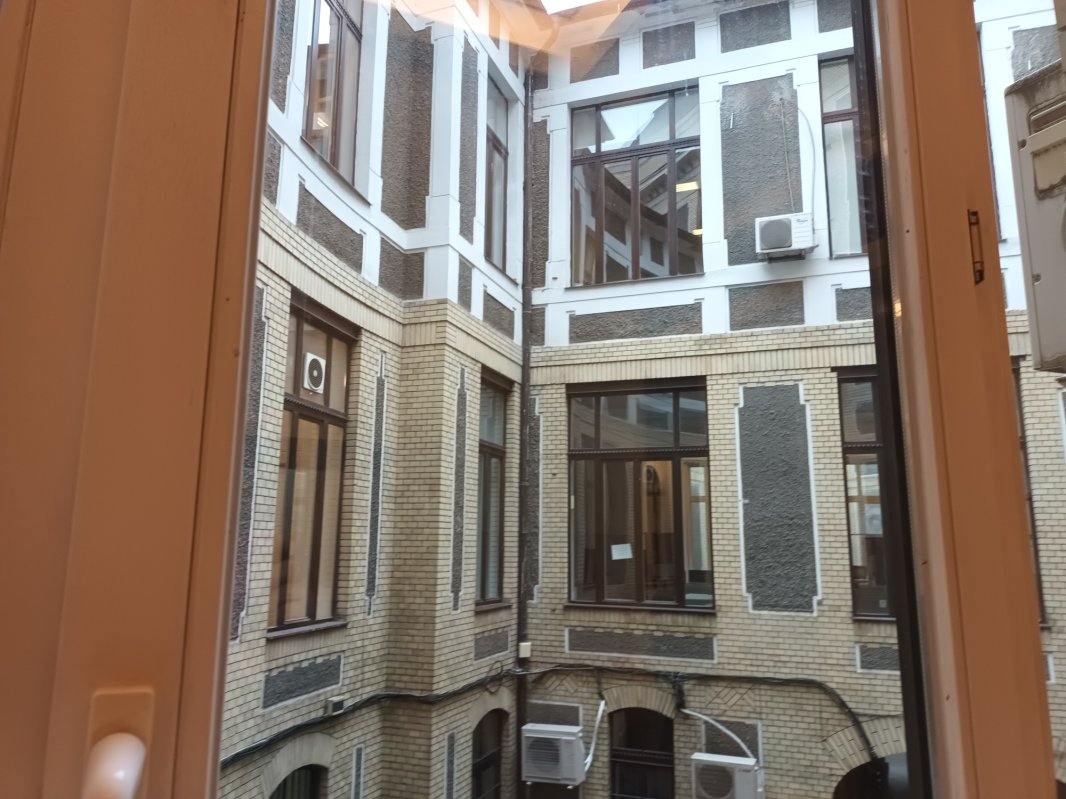 Nouă milioane de pagini digitizate 235103