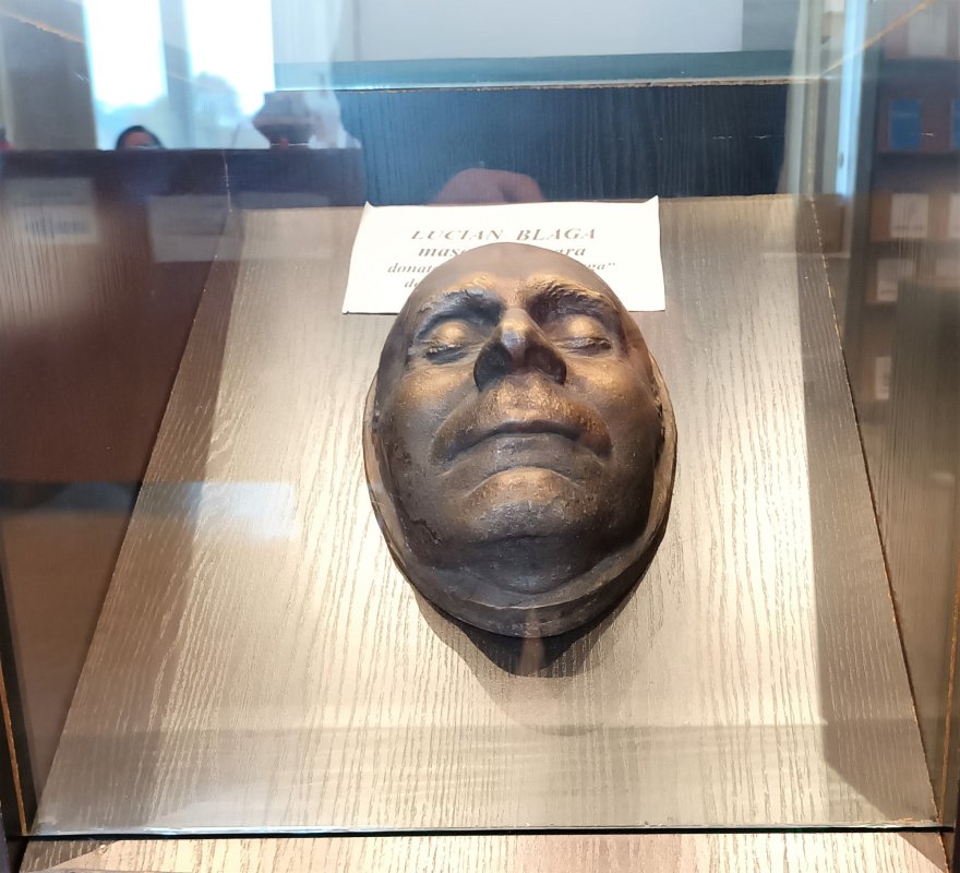 Nouă milioane de pagini digitizate 235111