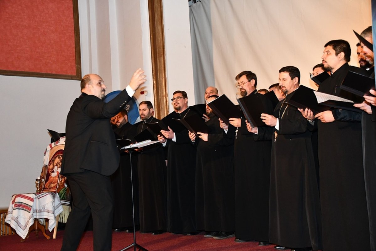 Moment aniversar în Protopopiatul Moldova Nouă 235423