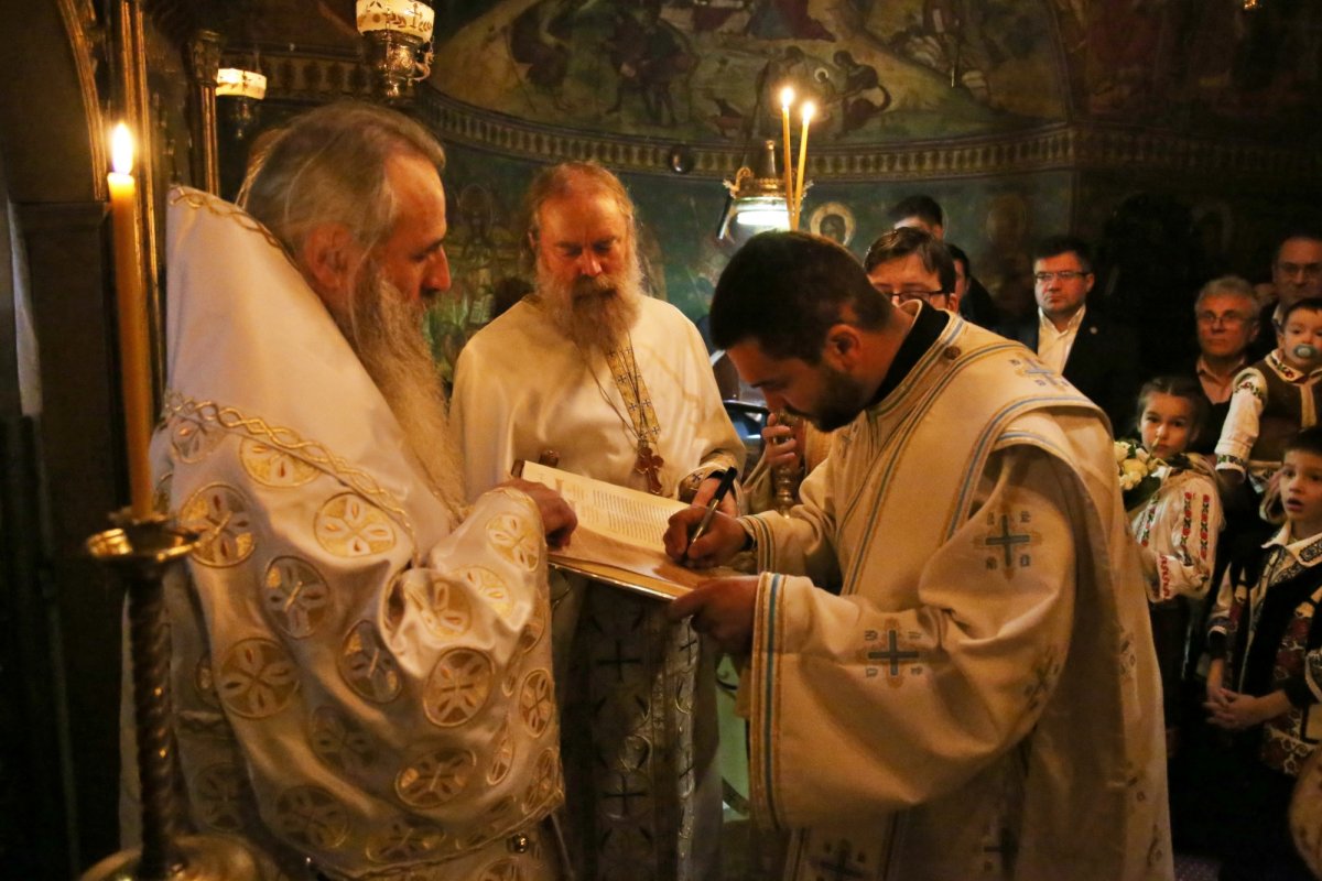 Sărbătoarea Sfântului Apostol Andrei la Mănăstirea Bucium 235660