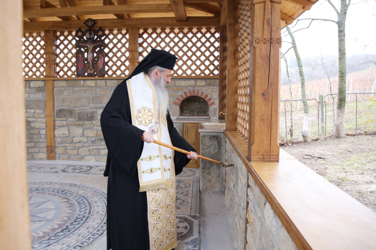 Sărbătoarea Sfântului Apostol Andrei la Mănăstirea Bucium 235664