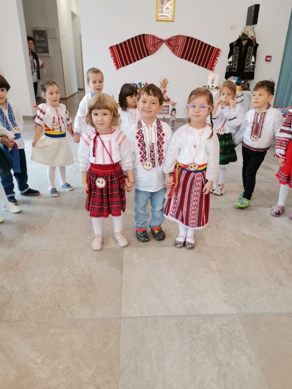 Ziua Națională a României la Grădinița „Buna Vestire“ din Capitală 235707