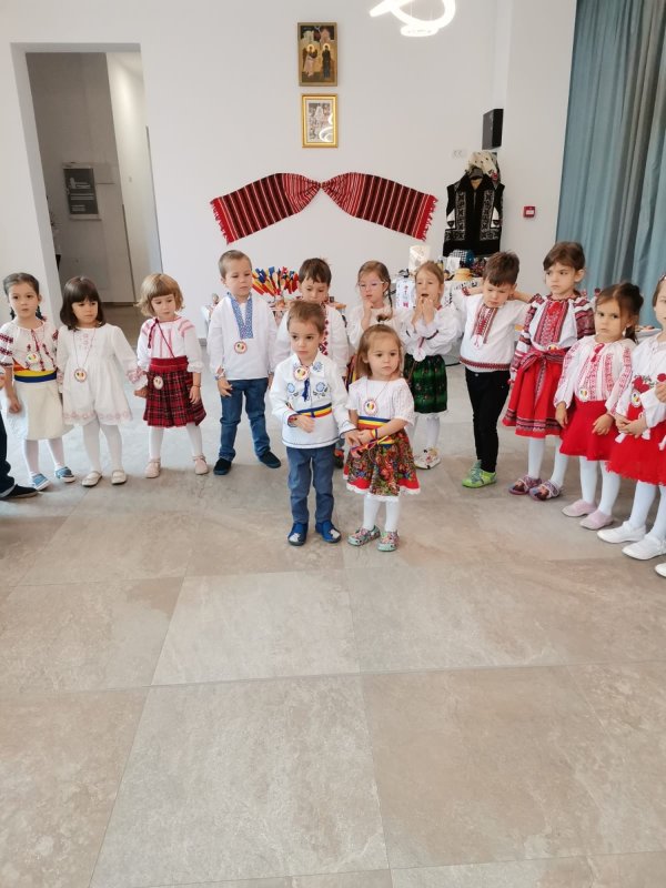 Ziua Națională a României la Grădinița „Buna Vestire“ din Capitală 235708