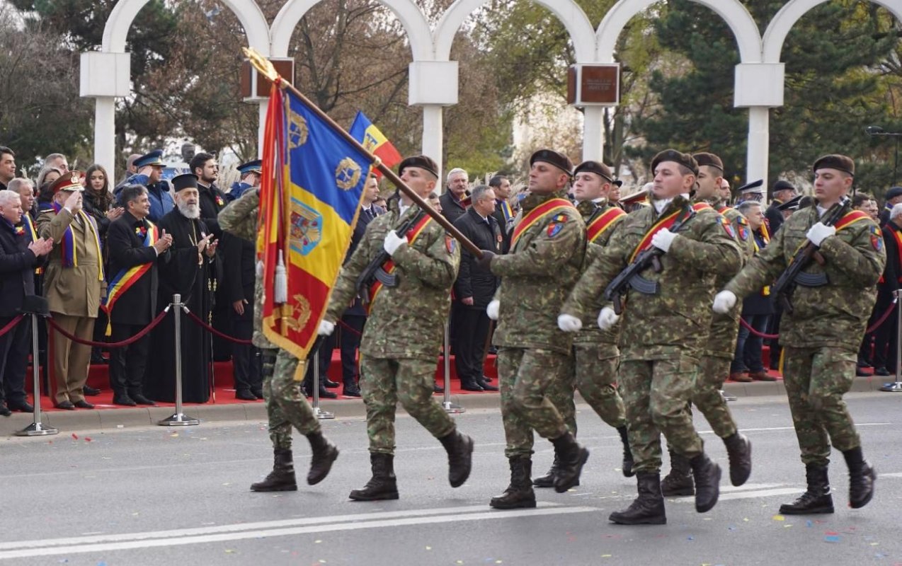 Zi de sărbătoare la Catedrala Încoronării din orașul Marii Uniri 235928