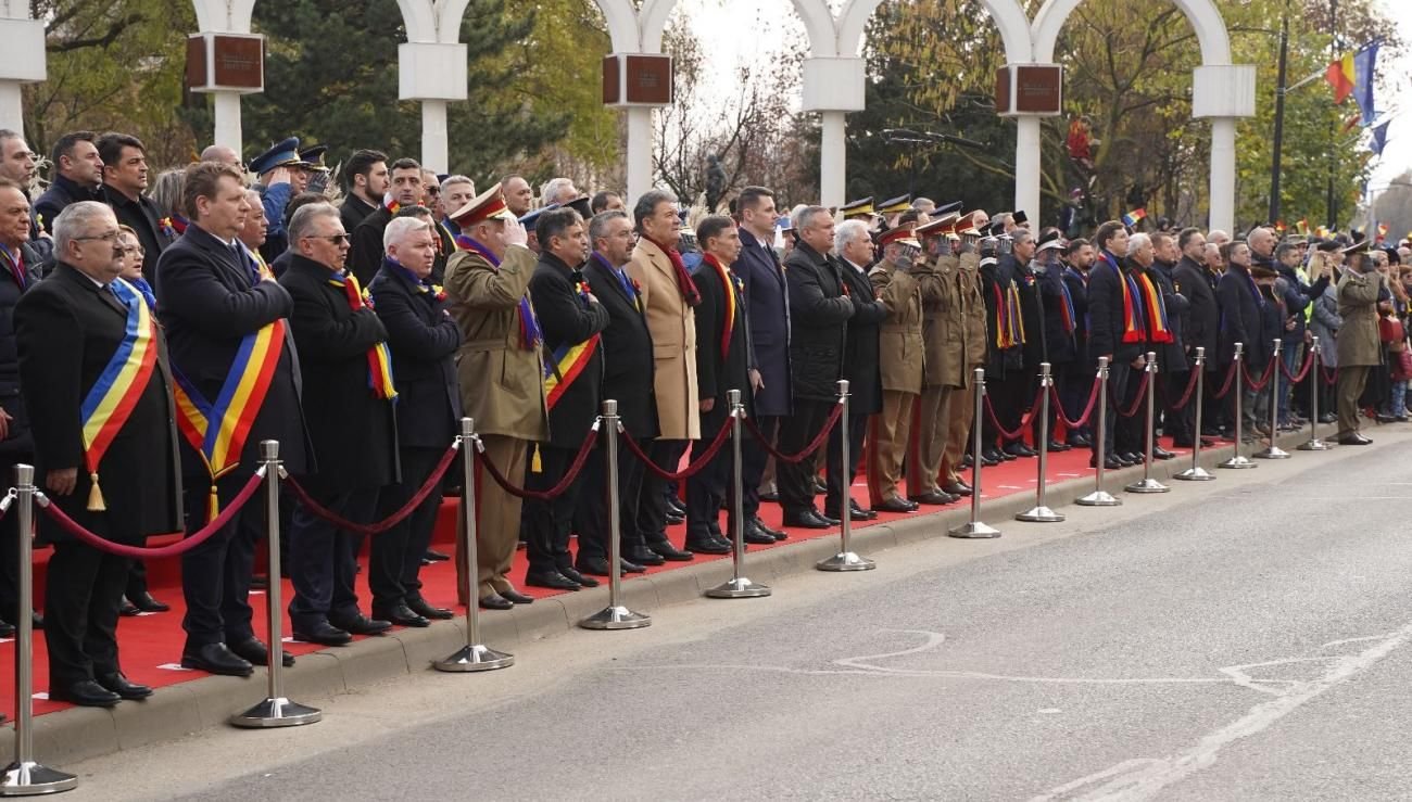 Zi de sărbătoare la Catedrala Încoronării din orașul Marii Uniri 235929