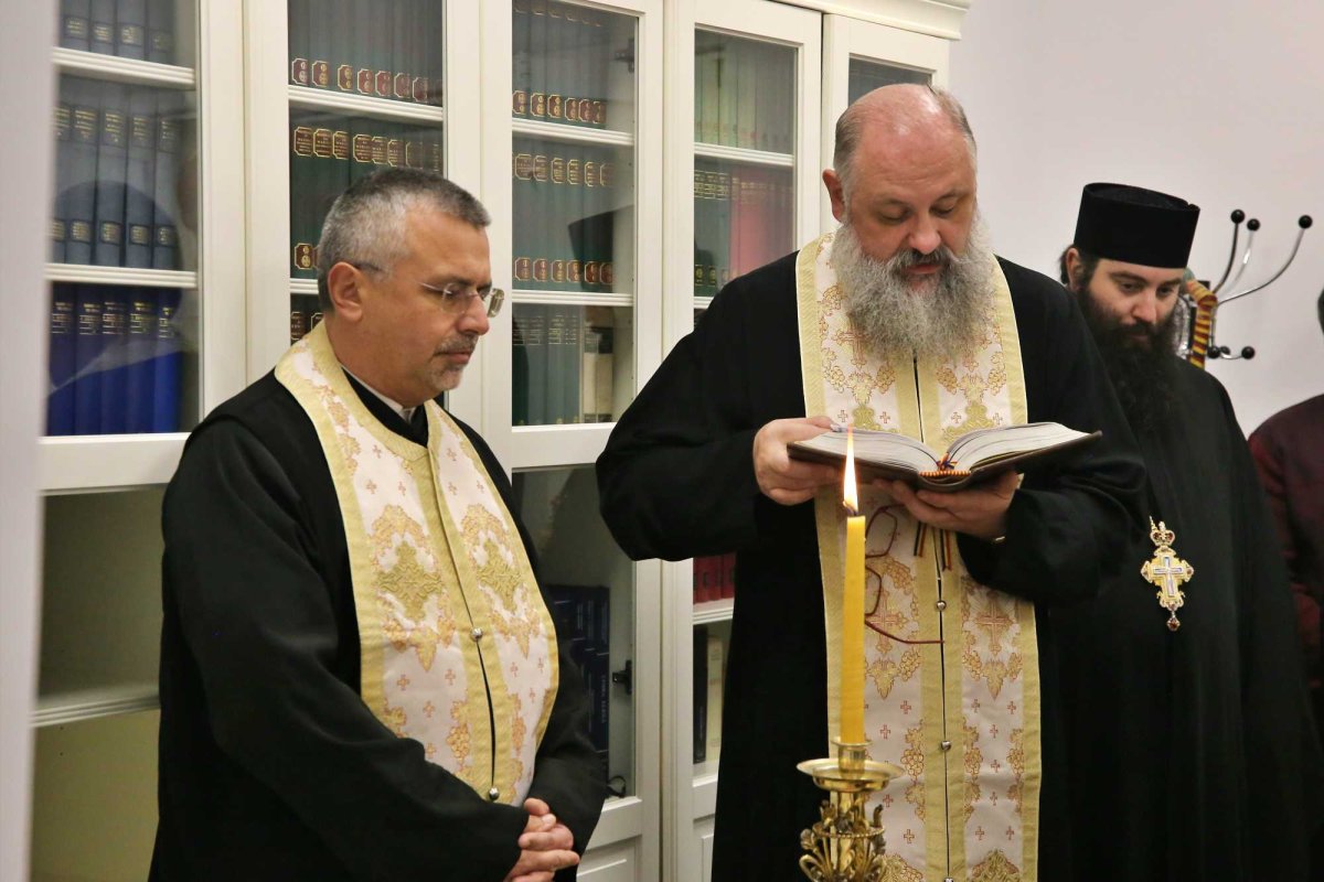 Sfințirea sediului Centrului de Studii Patristice al Arhiepiscopiei Iașilor 235969
