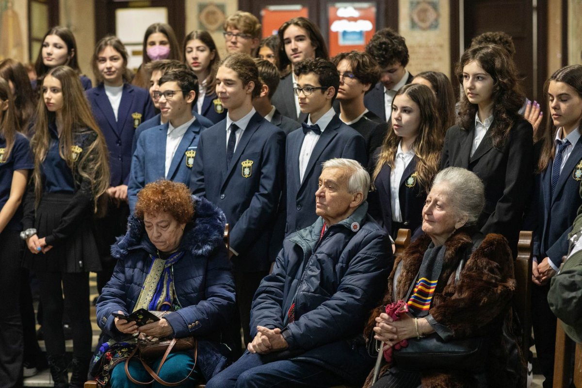 Ocrotitorul Colegiului Național „Sfântul Sava” sărbătorit cu emoție 236258