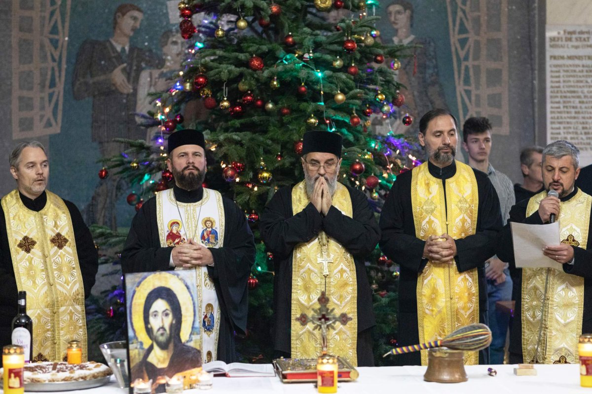 Ocrotitorul Colegiului Național „Sfântul Sava” sărbătorit cu emoție 236259