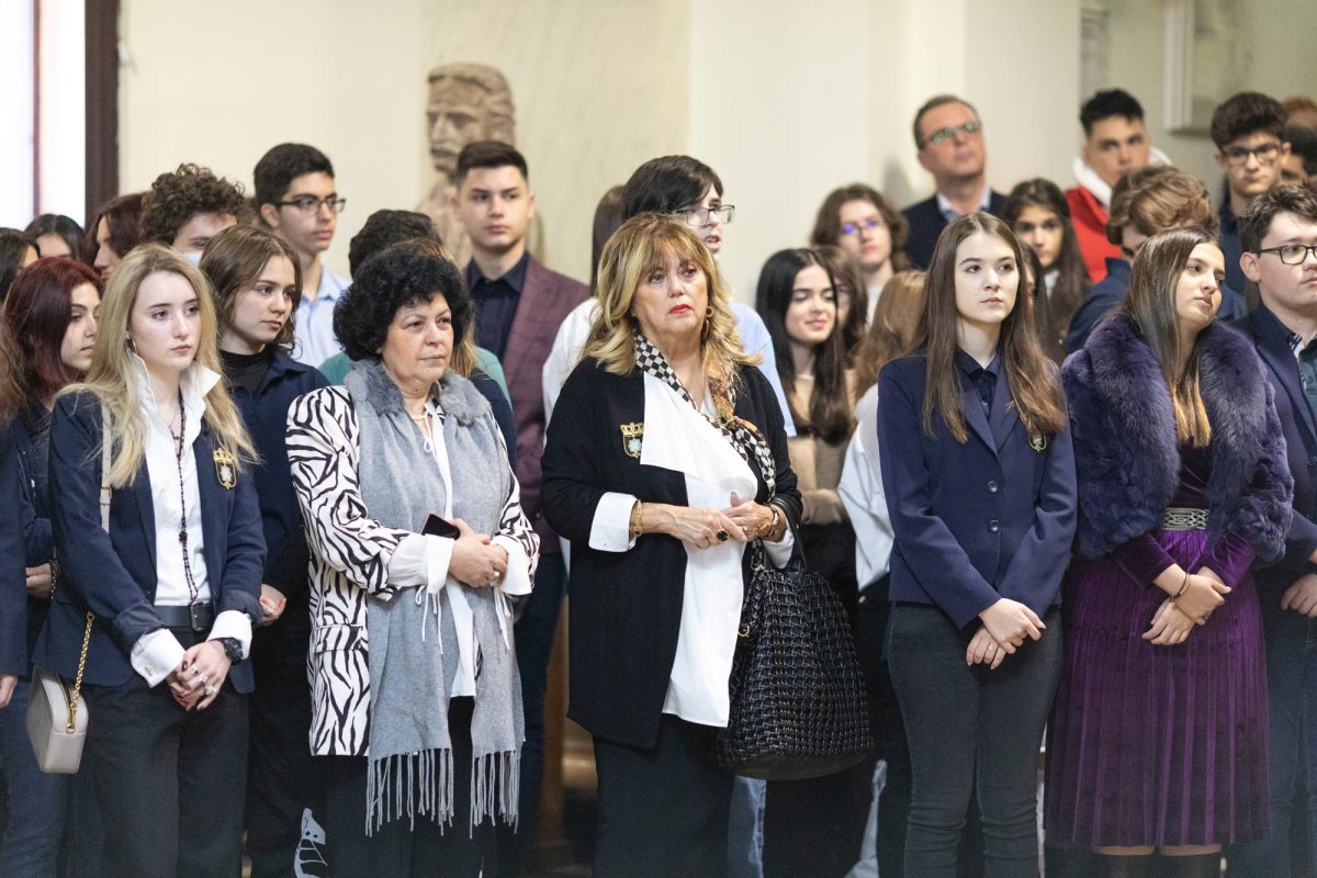 Ocrotitorul Colegiului Național „Sfântul Sava” sărbătorit cu emoție 236261