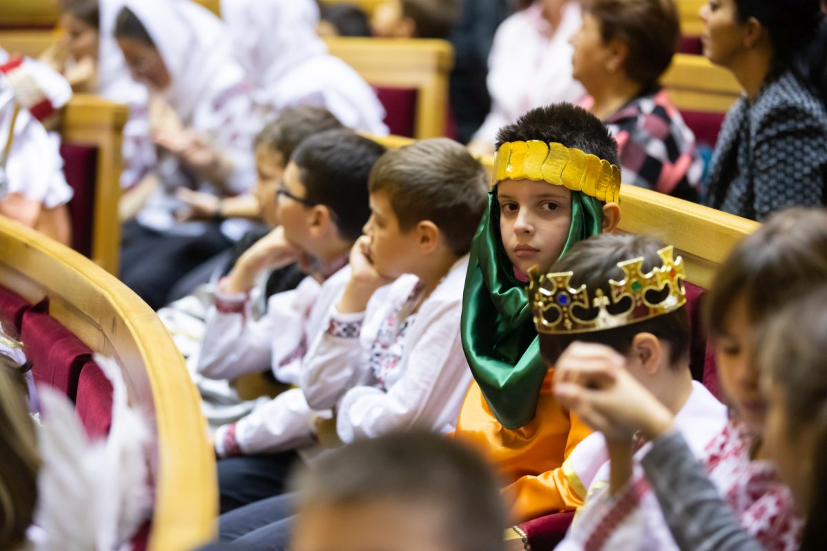 Spectacolul „Sfântul Nicolae în mijlocul copiilor” la Palatul Patriarhiei 236308