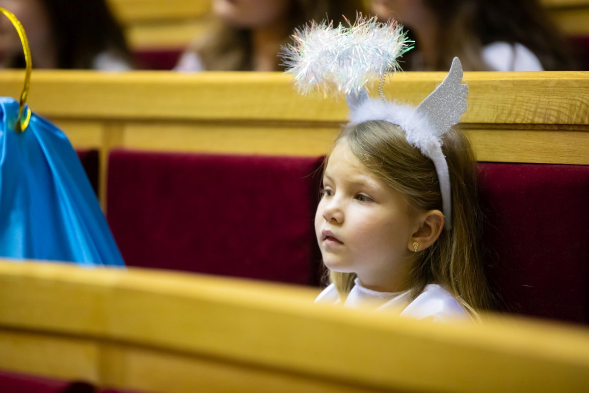Spectacolul „Sfântul Nicolae în mijlocul copiilor” la Palatul Patriarhiei 236309