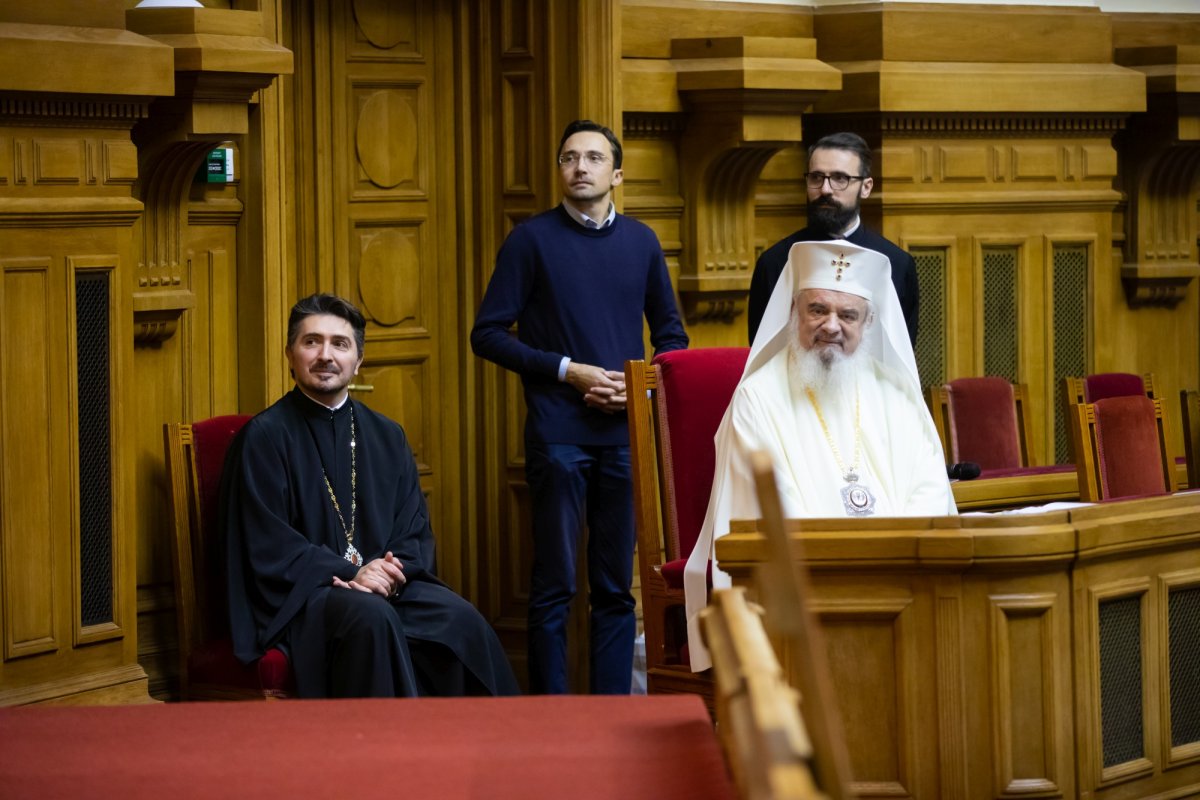 Spectacolul „Sfântul Nicolae în mijlocul copiilor” la Palatul Patriarhiei 236327
