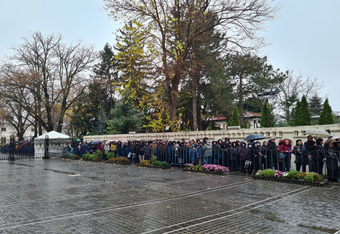 Trei decenii cu Sfântul Apostol Andrei în cetatea Galațiului 236288