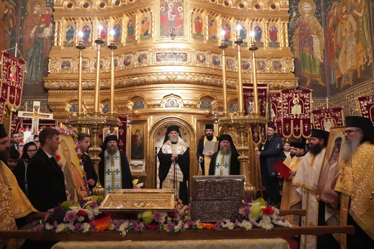 Trei decenii cu Sfântul Apostol Andrei în cetatea Galațiului 236291