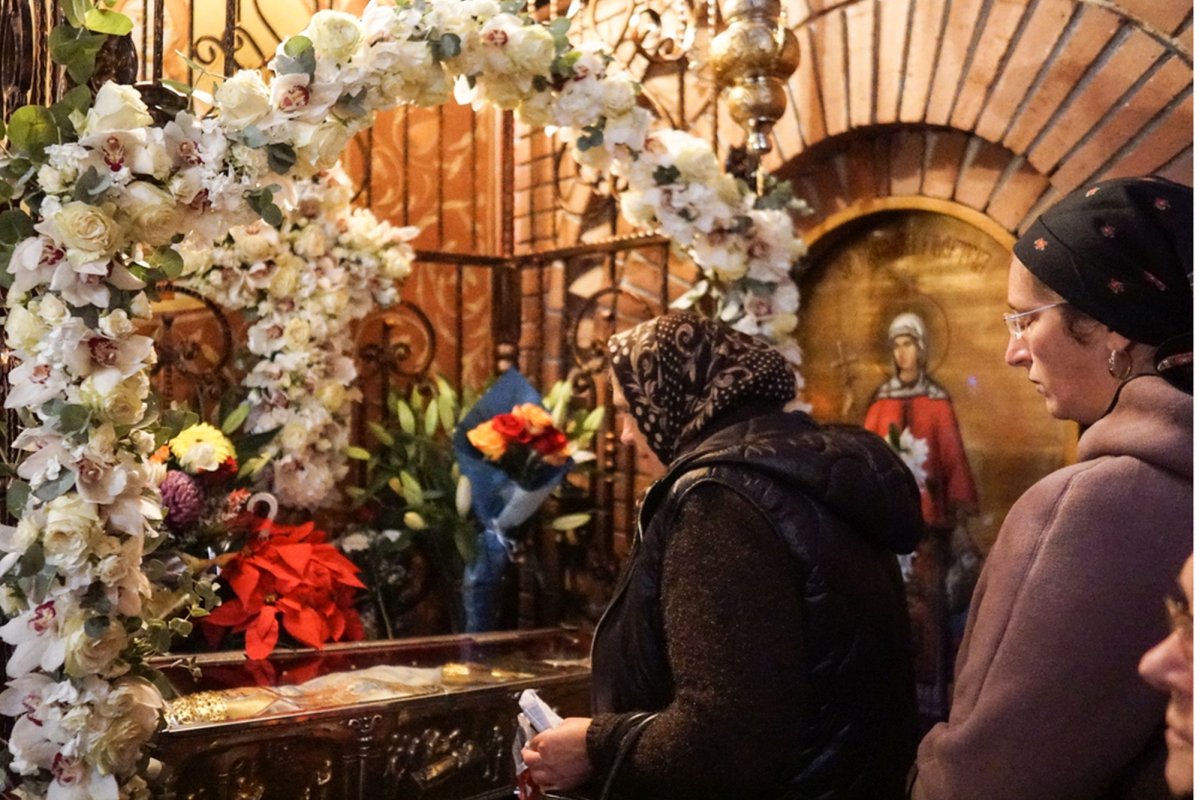 Evlavie și fidelitate pentru Sfânta de la Curtea de Argeș 236758