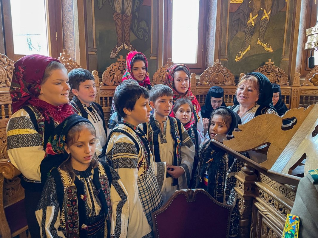 Sărbătoare la Catedrala Episcopală din Miercurea Ciuc 236687