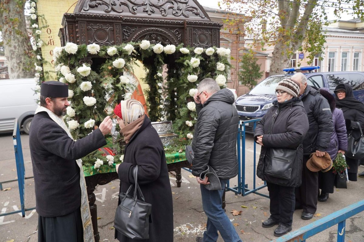 Manifestări liturgice și filantropice în Arhiepiscopia Dunării de Jos 236885
